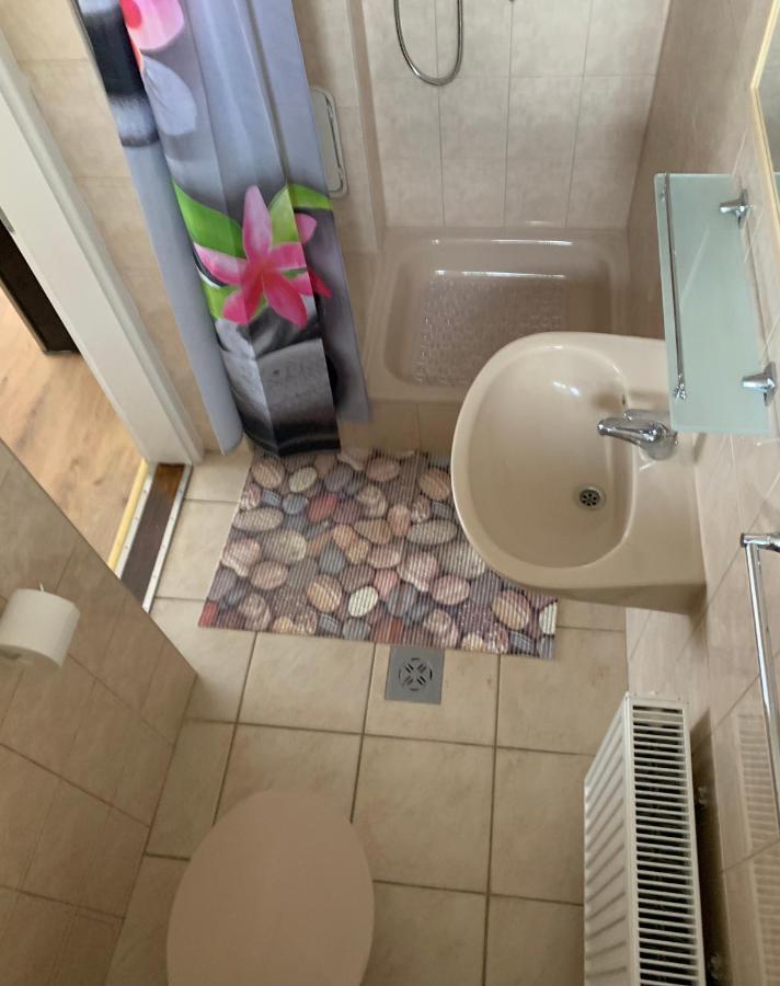 Zsuzsa Apartman Hajdúszoboszló 外观 照片