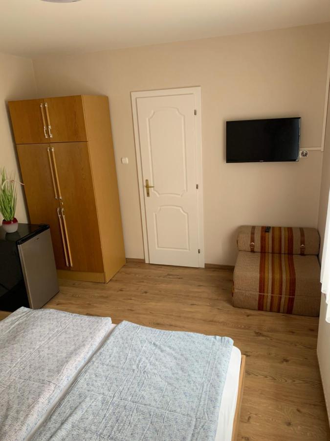 Zsuzsa Apartman Hajdúszoboszló 外观 照片