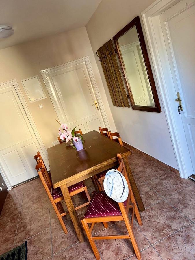 Zsuzsa Apartman Hajdúszoboszló 外观 照片