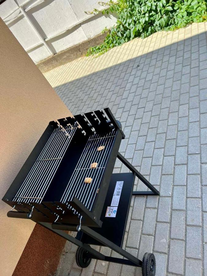 Zsuzsa Apartman Hajdúszoboszló 外观 照片
