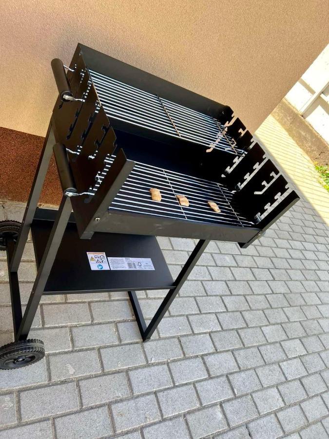Zsuzsa Apartman Hajdúszoboszló 外观 照片